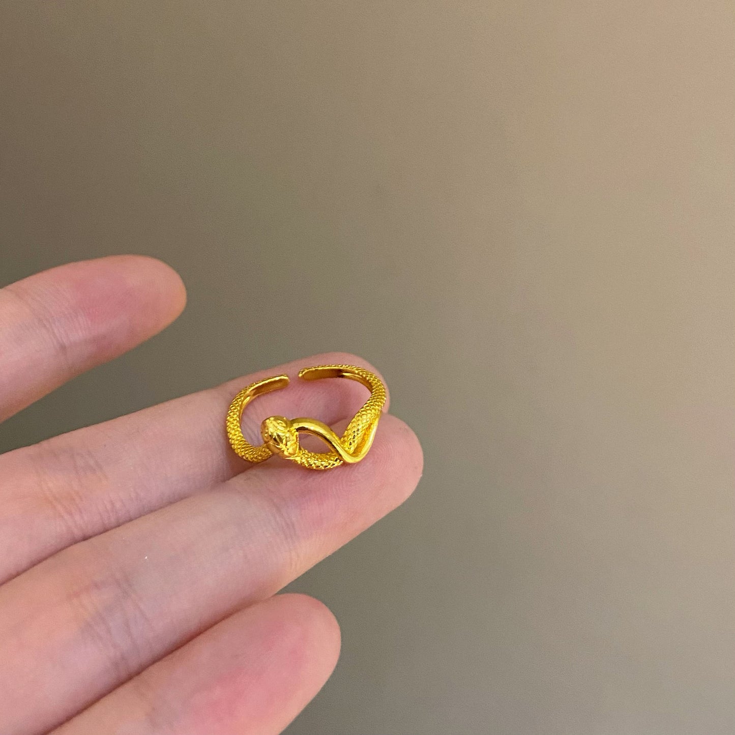 Micro Inlay Zirkon Schlangenring für Frauen